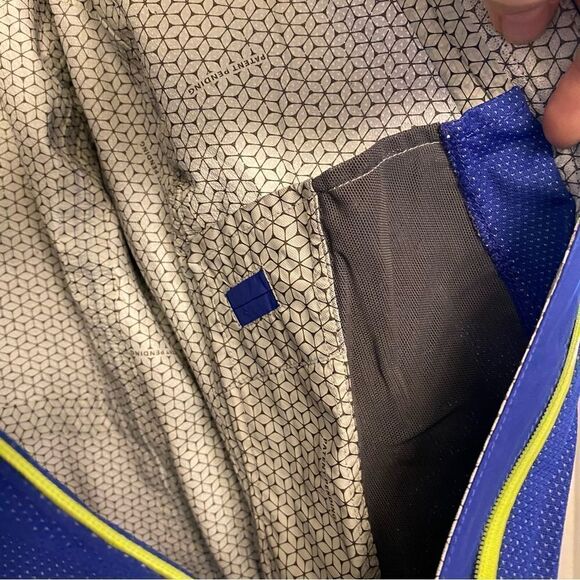 Columbia  Women’s lapis royal blue Rain Jacket waterproof thin coat (no hood) XS - Picture 9 of 13